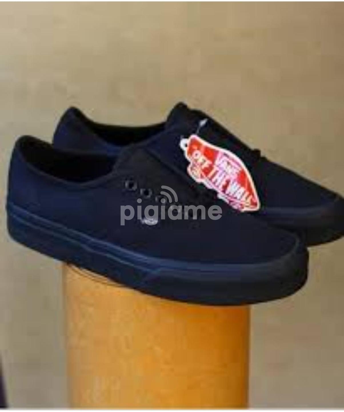 Full outlet blue vans