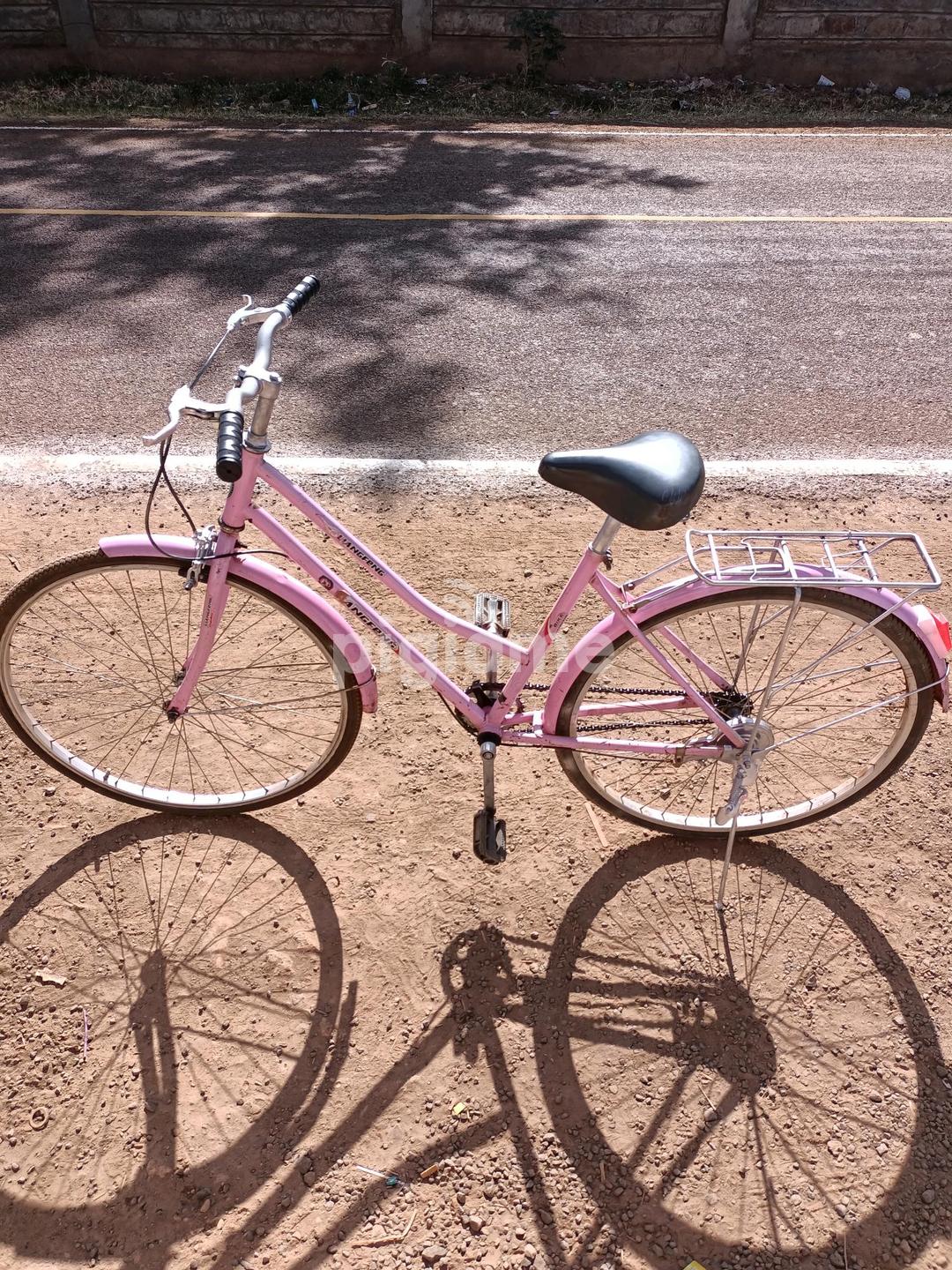 2nd hand 2025 girls bike