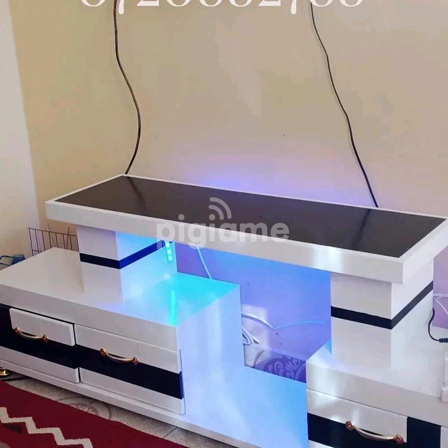 Tv Stand in Donholm PigiaMe