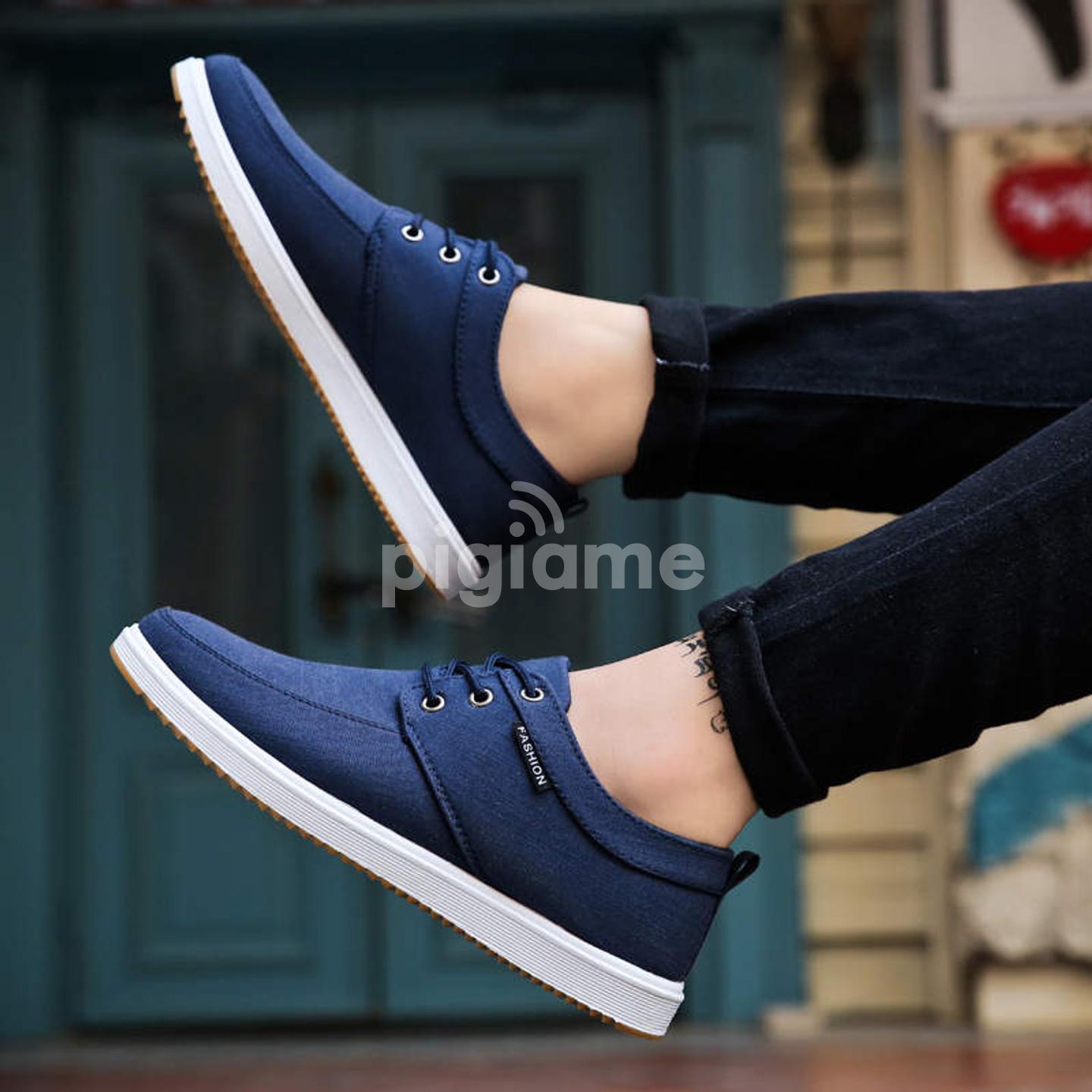 mens fashion canvas shoes