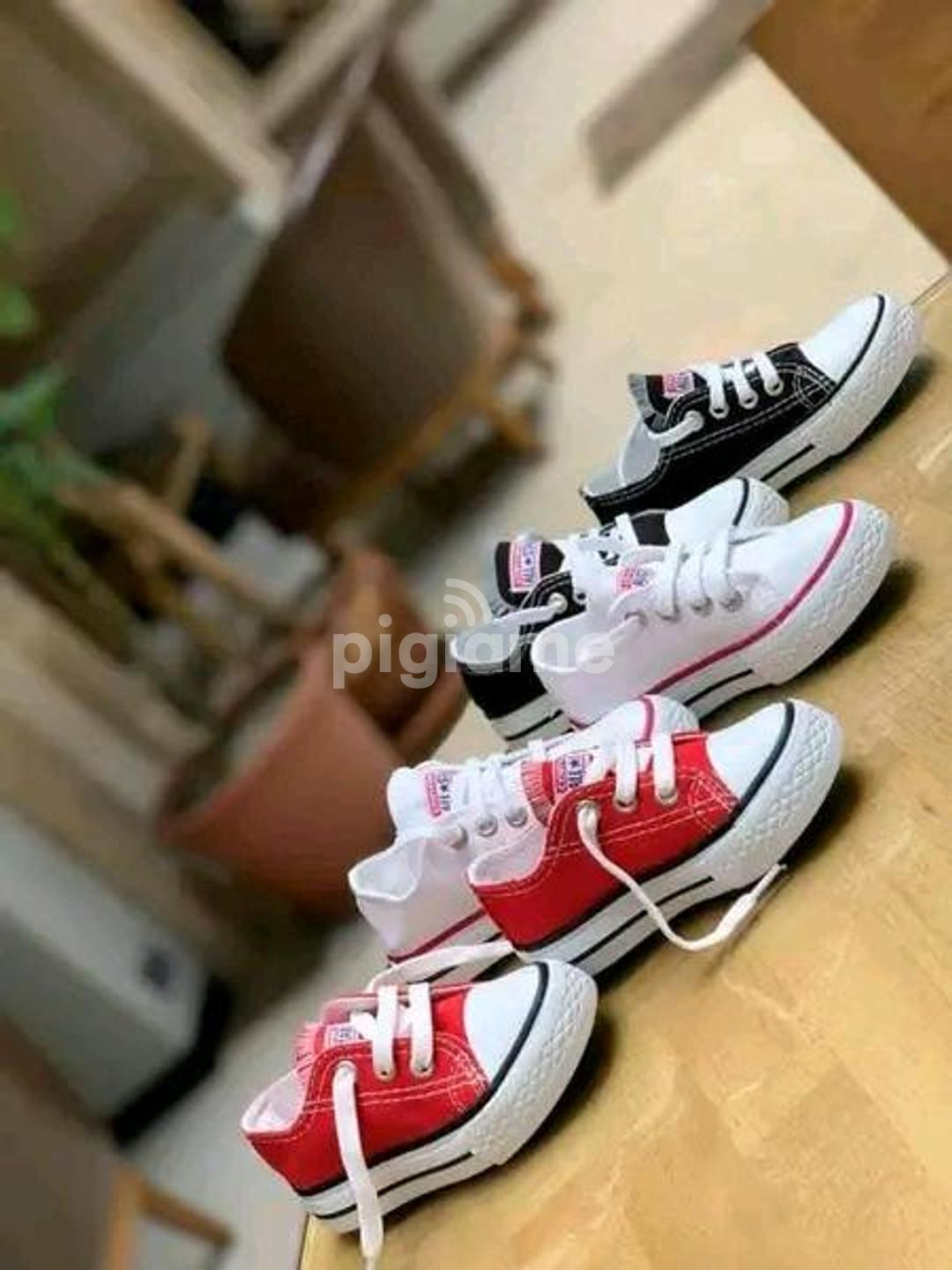 Converse outlet size 24