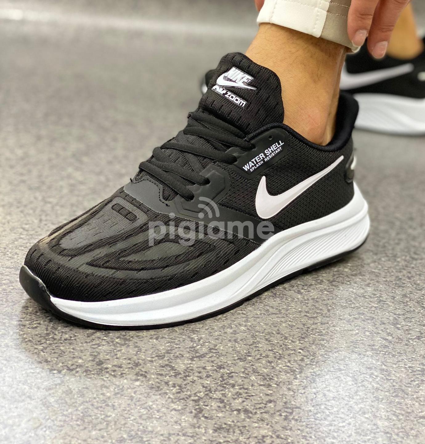 Nike air zoom water repellent discount