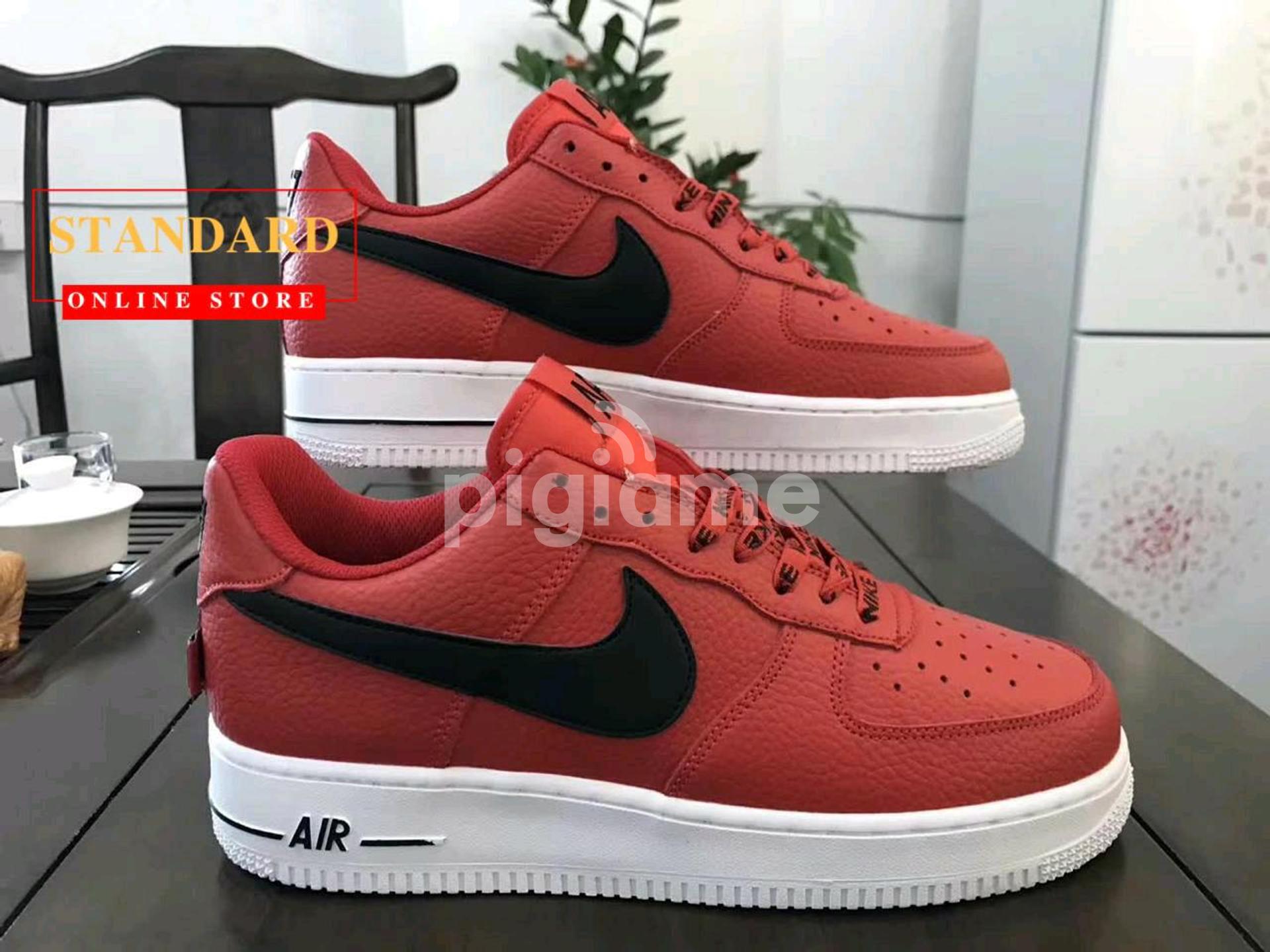 nike air forces in store near me