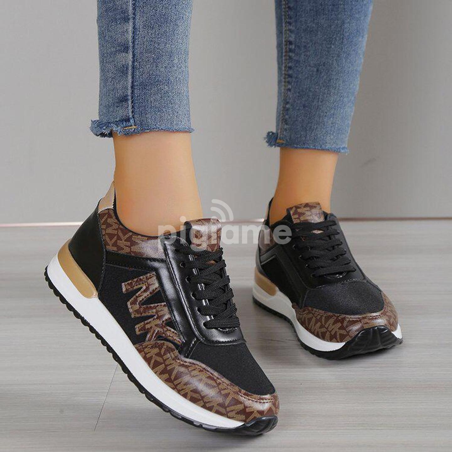 Sneakers mk sale