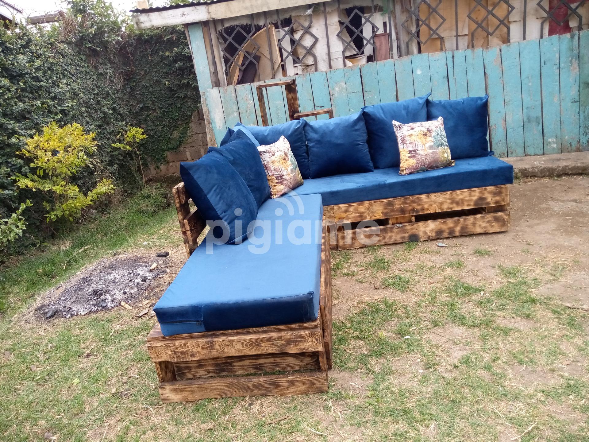 LShape Pallets Sofa in Kahawa West, Membley PigiaMe