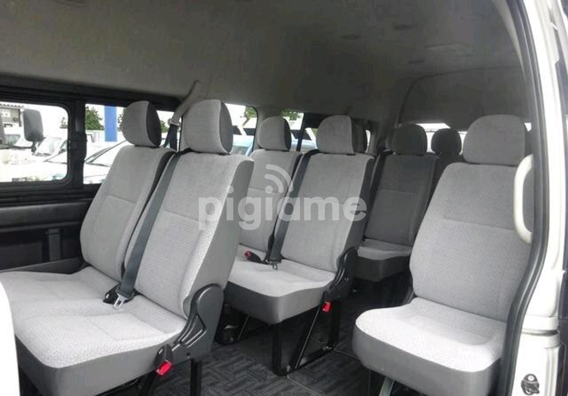 Hiace 18 seater sales