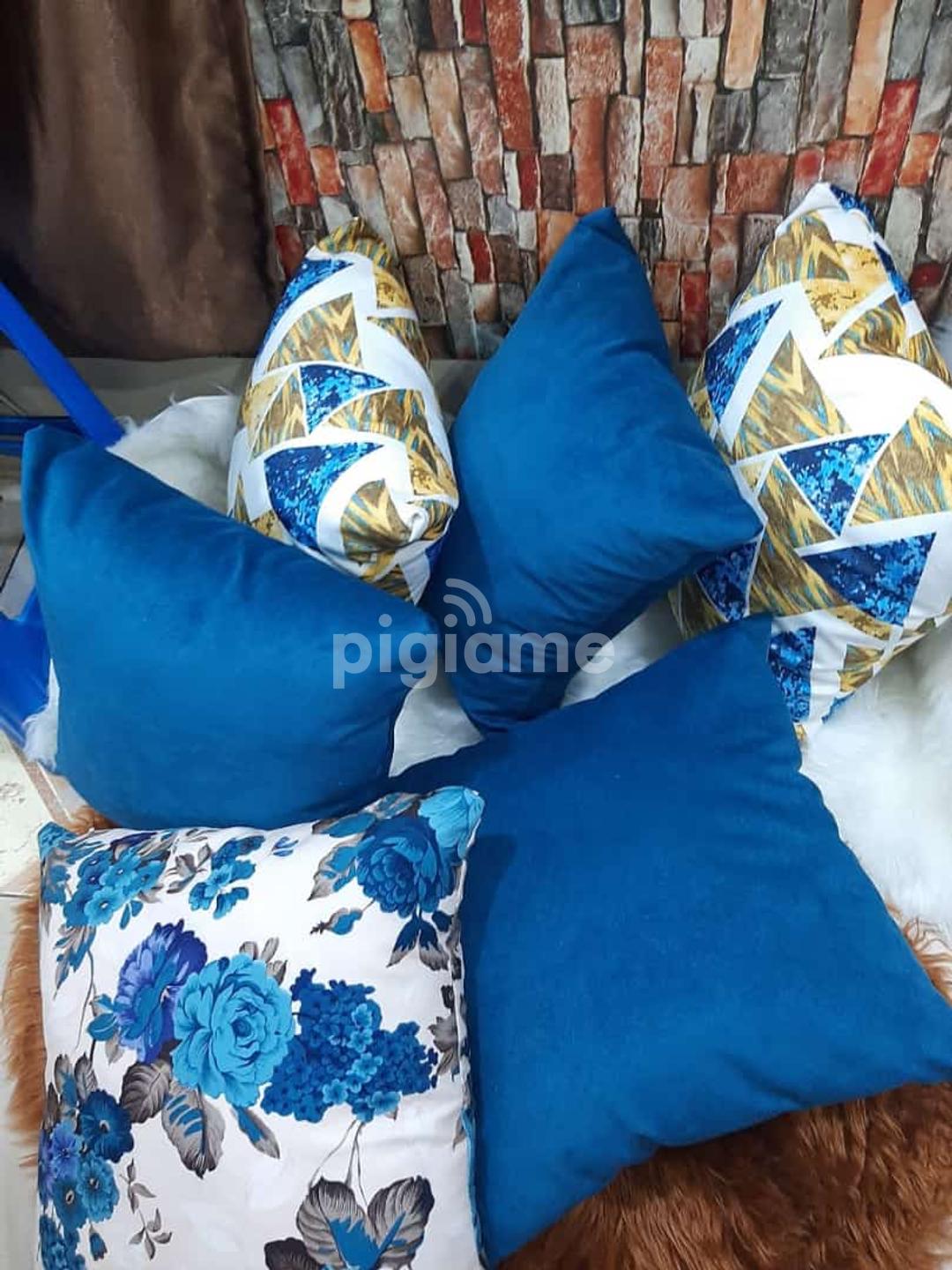 Elegant cheap accent pillows