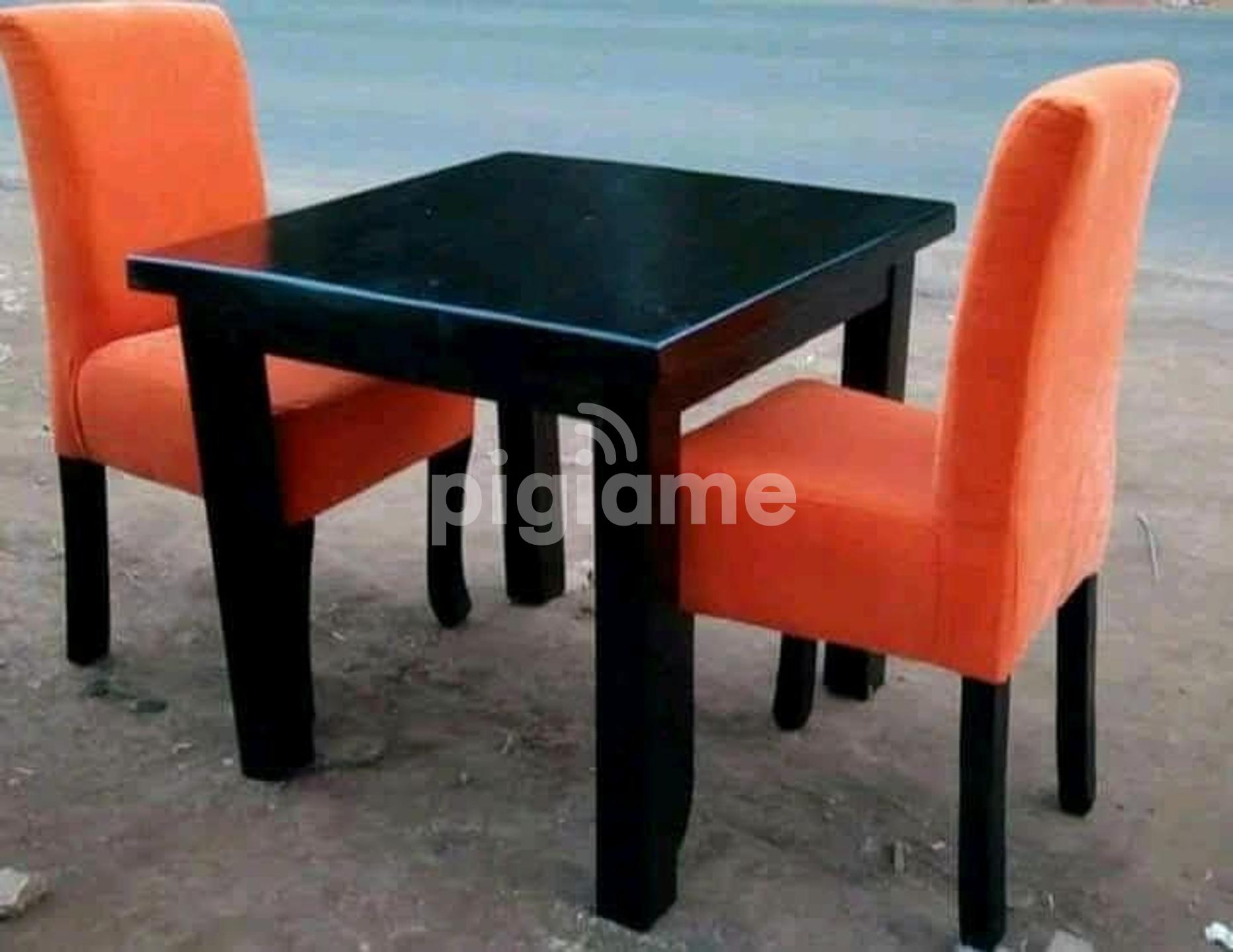 Beautiful Simple Quality 2 Seater Dining Table In Ngara Pigiame