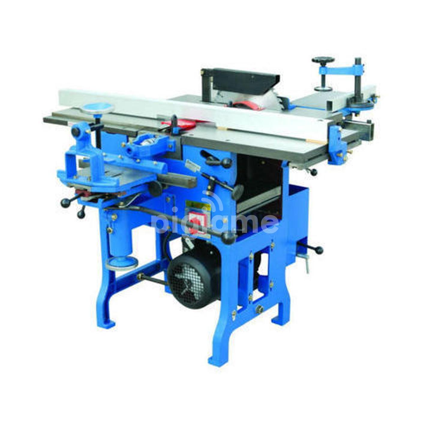 Wood Cutting Machine In Industrial Area Pigiame