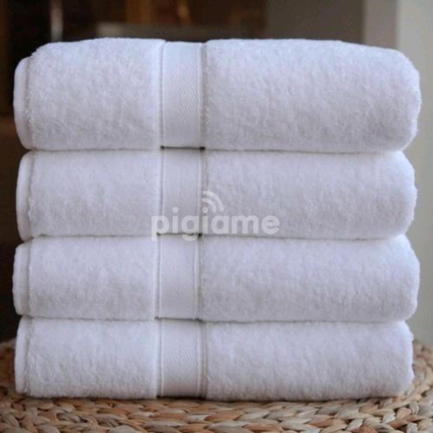 Plain White Towels in Nairobi CBD, Mfangano Street PigiaMe