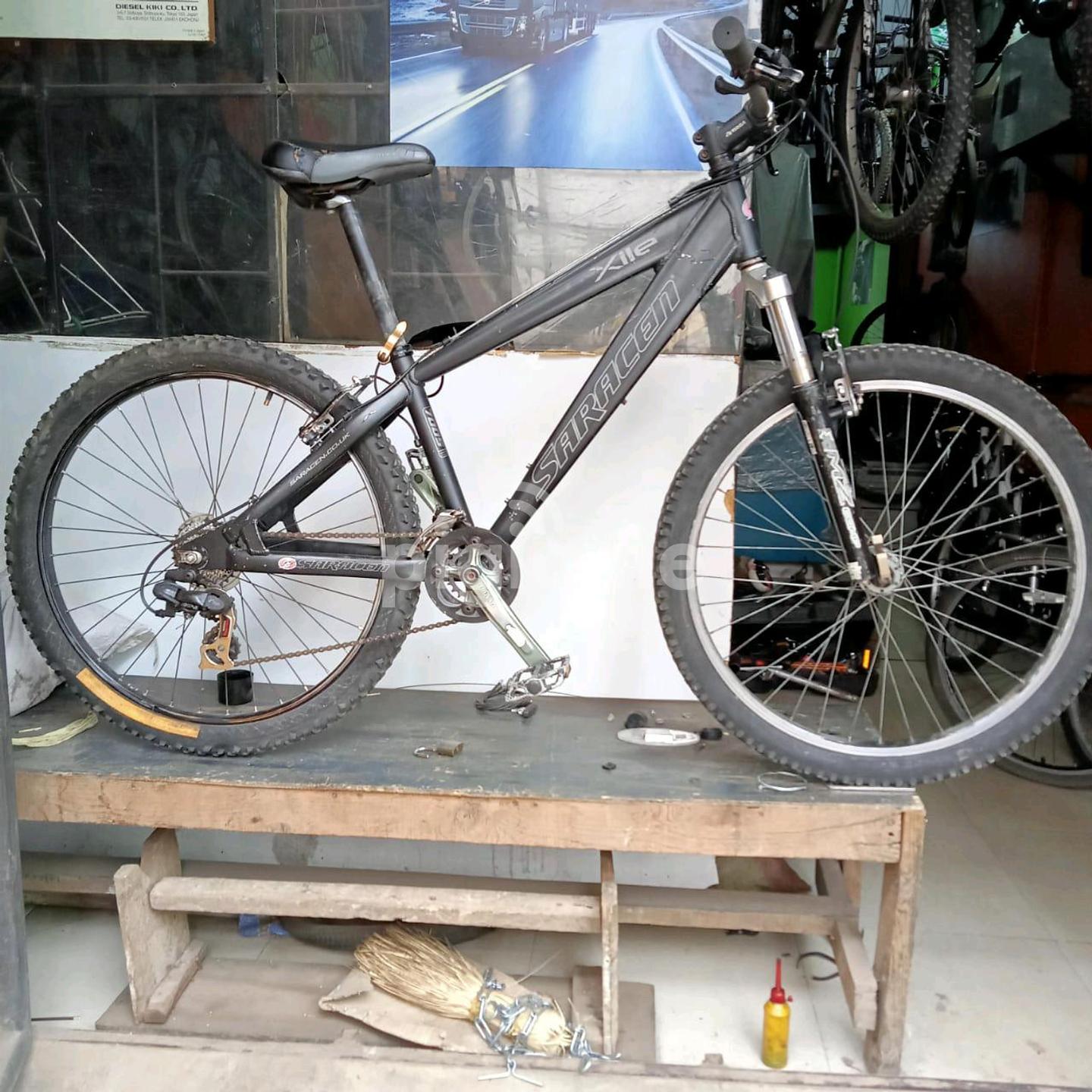 Saracen bike outlet