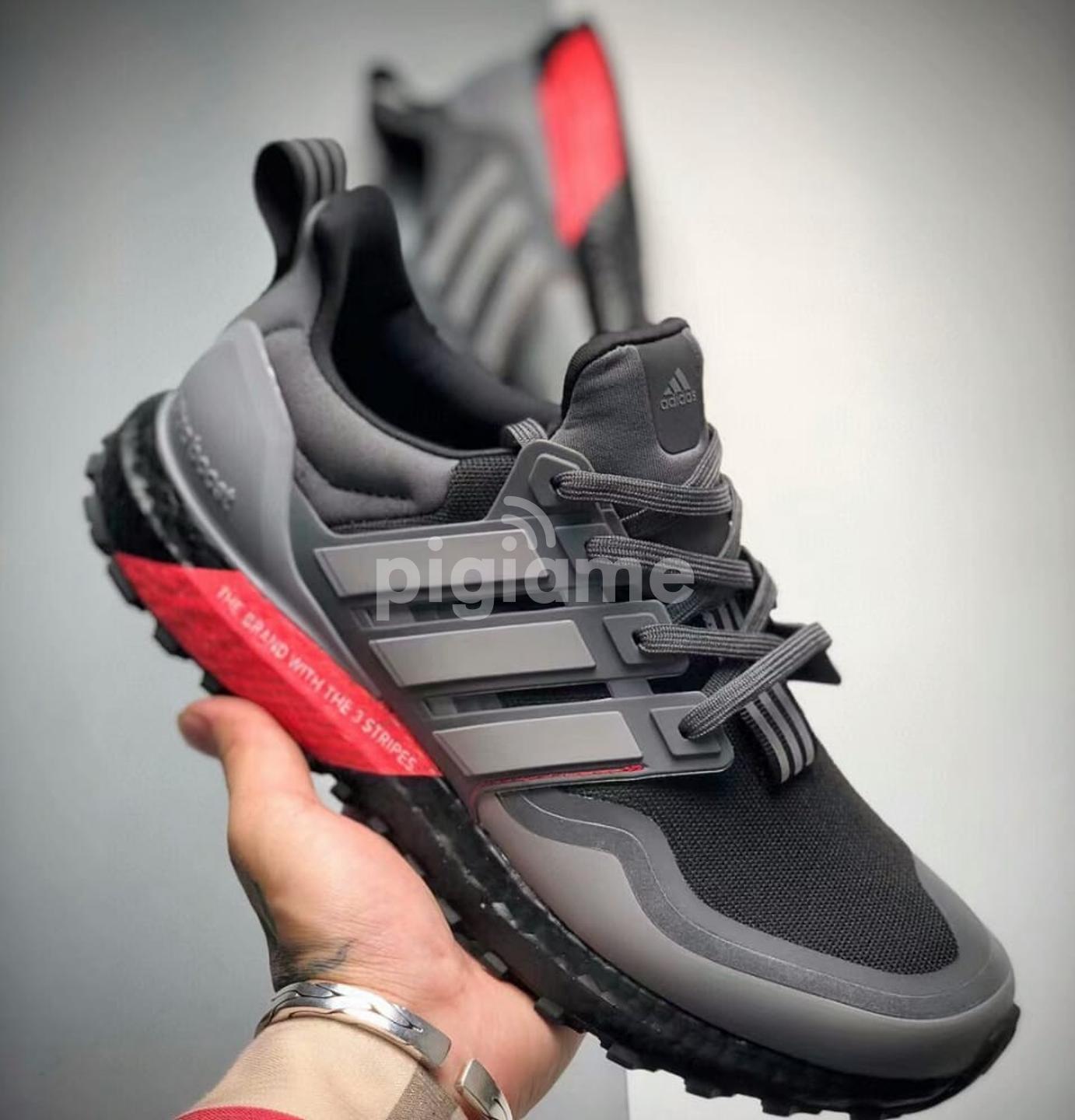 Adidas boost deals 3 stripes