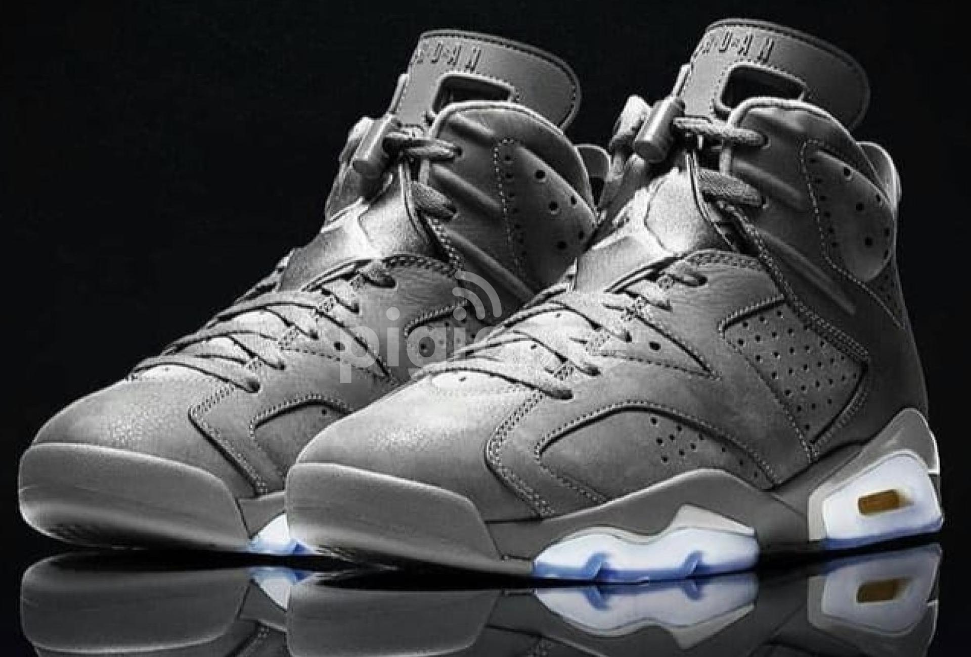 Air Jordan 6 Wolf Grey in Nairobi CBD PigiaMe