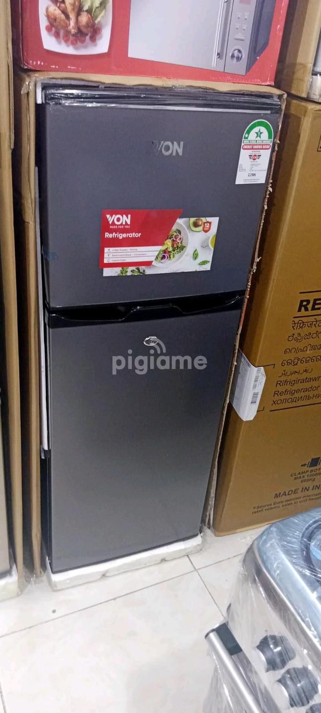 Von Hotpoint Vart19Dhs Double Door Fridge 138L Silver in Nairobi CBD