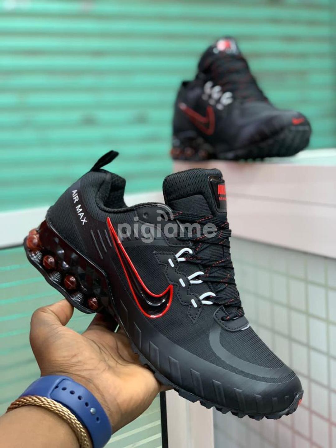Air Max Shox Nike Ultra Reax Red Black Sports Sneakers in Nairobi