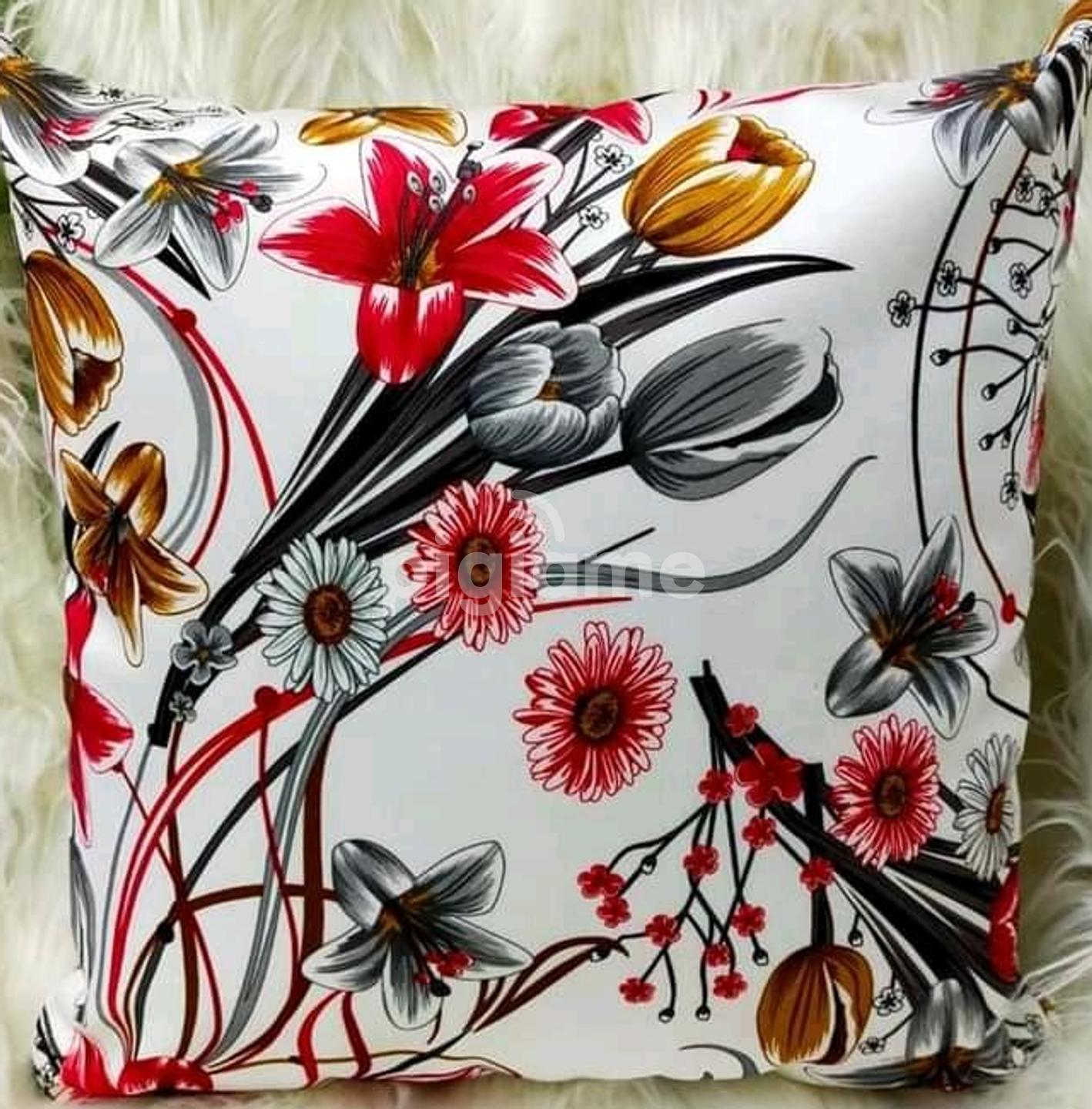 Beautiful 2025 couch pillows
