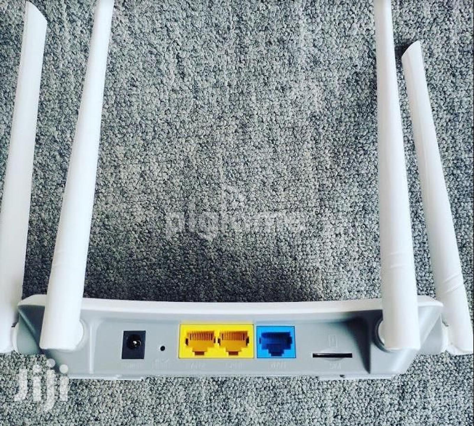 4G Universal Router Unlocked To Faiba Safaricom Airtel Telko In Nairobi 