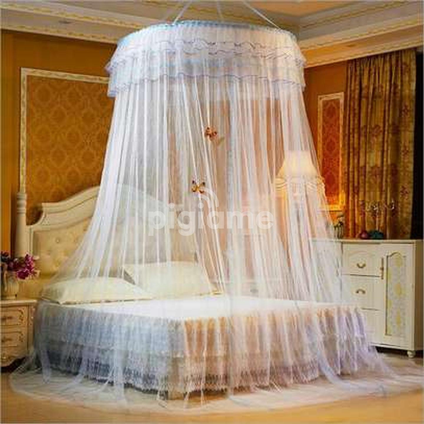 big mosquito net