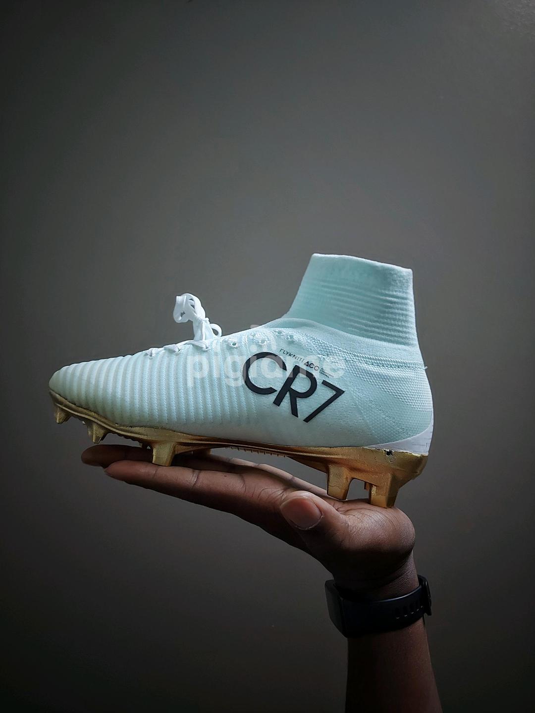 Ronaldo soccer boots 218 shop