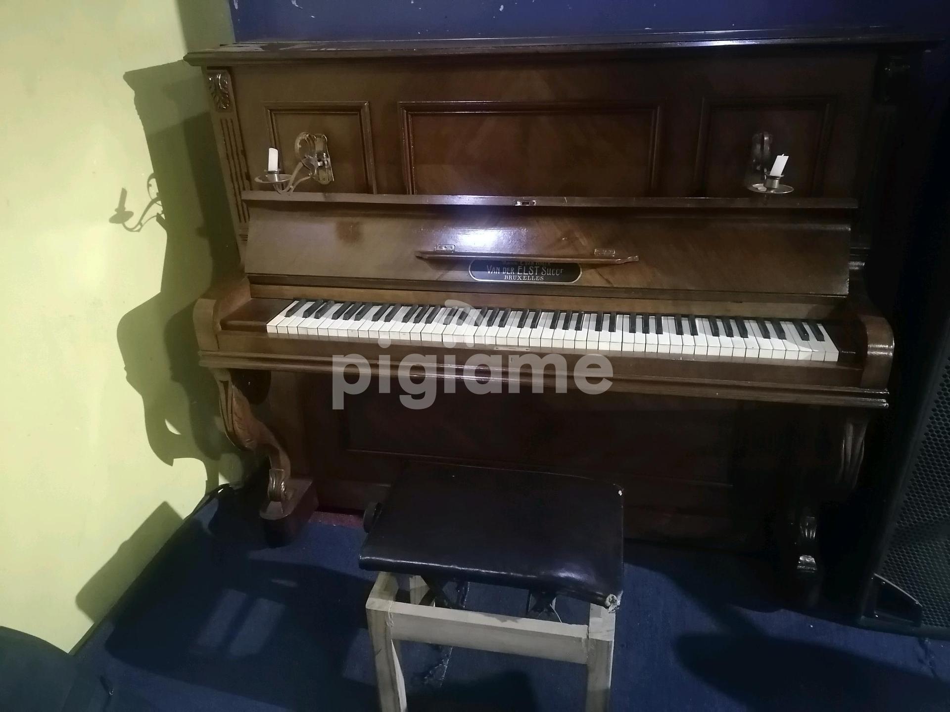 Antique piano buyers near me deals