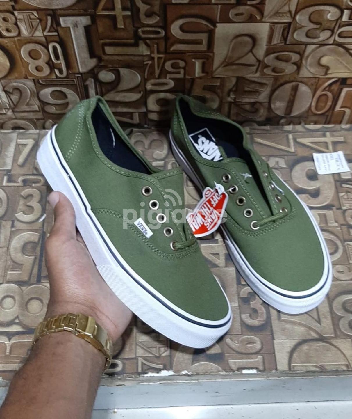 Vans hotsell green white