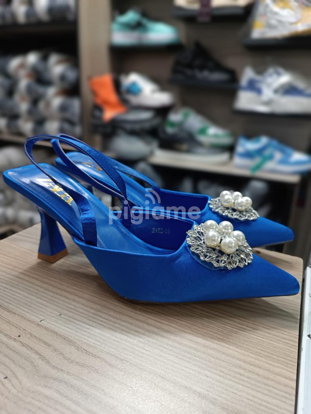 Women's blue new arrivals high heels