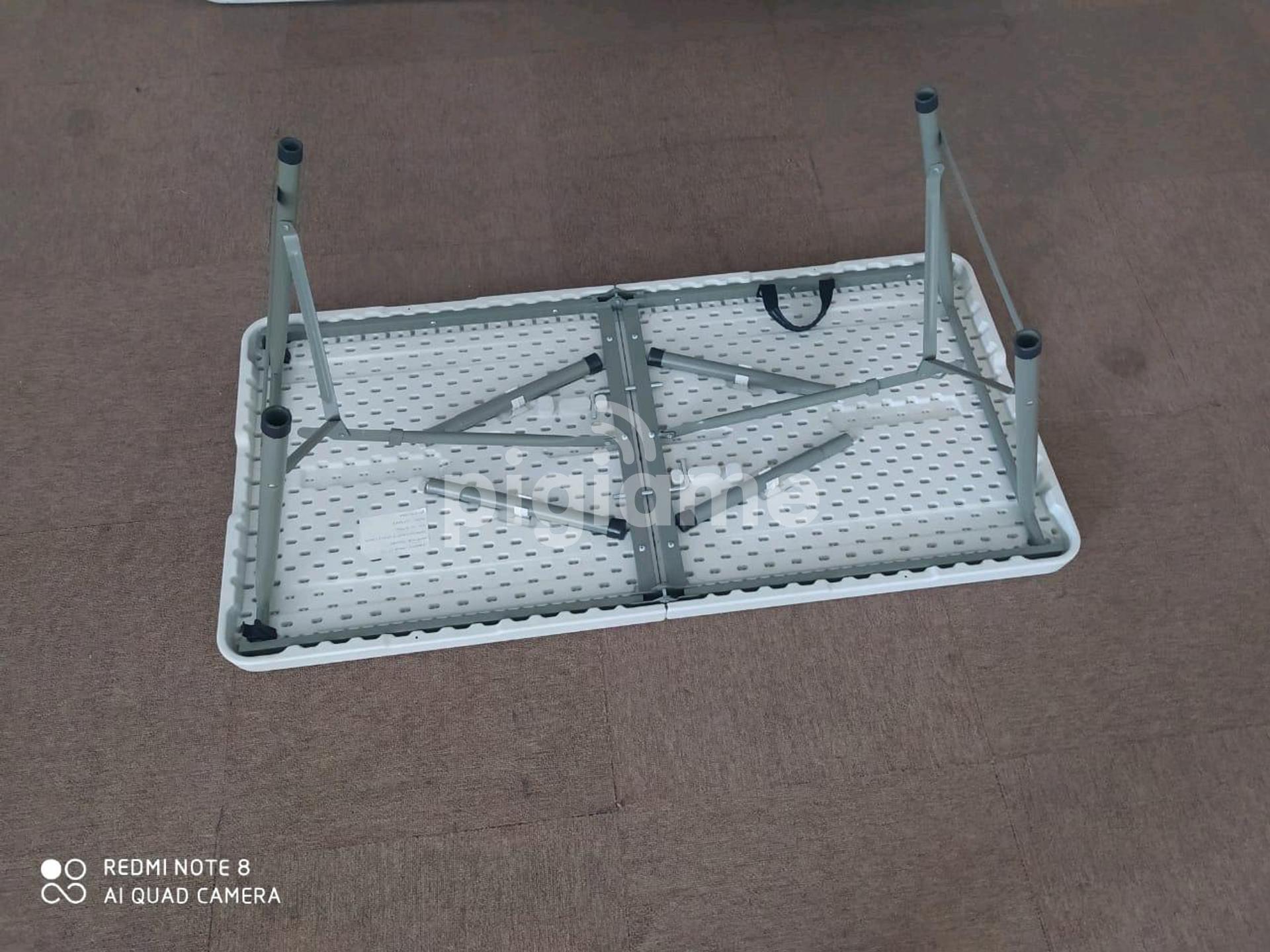 foldable tables available on offer in Nairobi PigiaMe