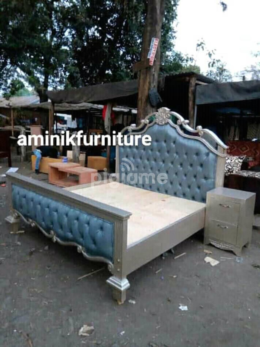 5*6 Classic Buttoned Bed in Nairobi PigiaMe