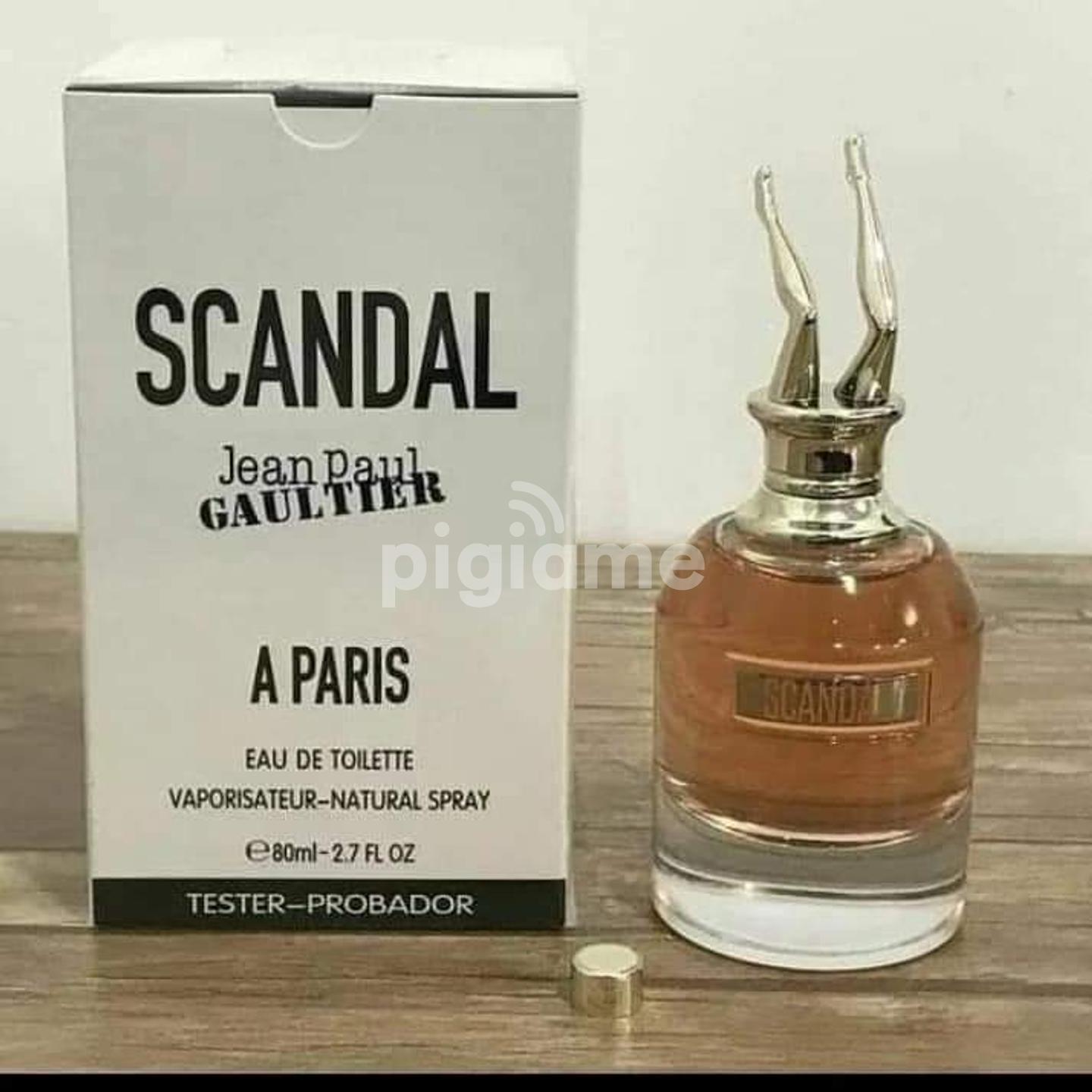 Scandal a sales paris tester