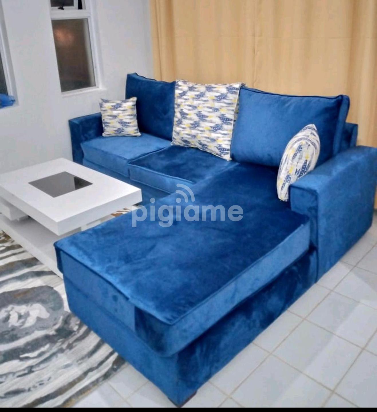 L Shaped Sofa in Ngara PigiaMe