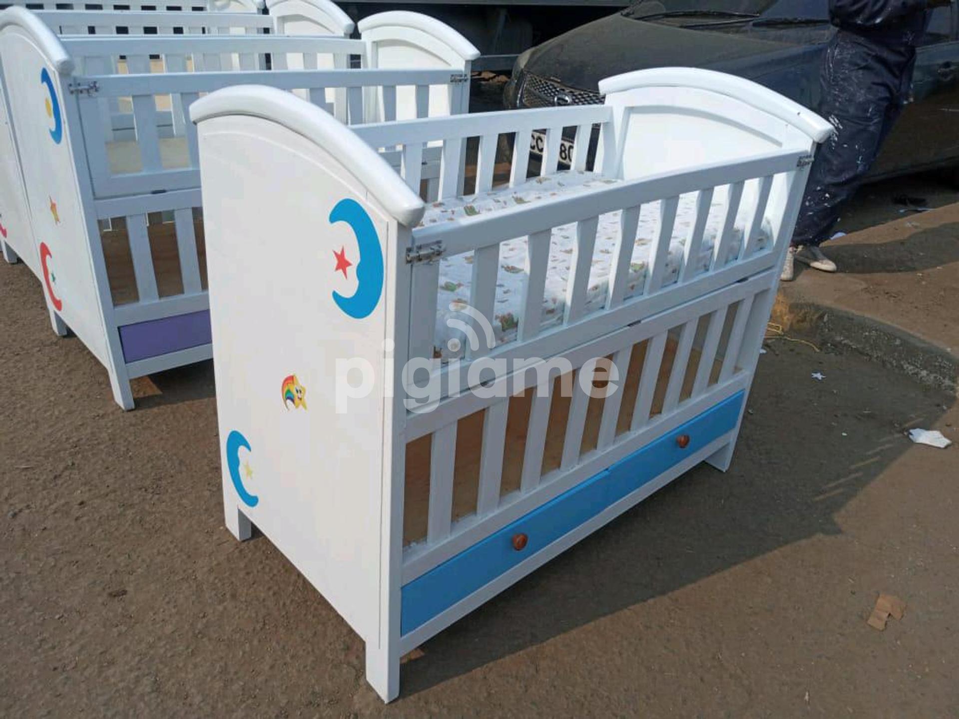 Baby Wooden Cot in Nairobi CBD PigiaMe