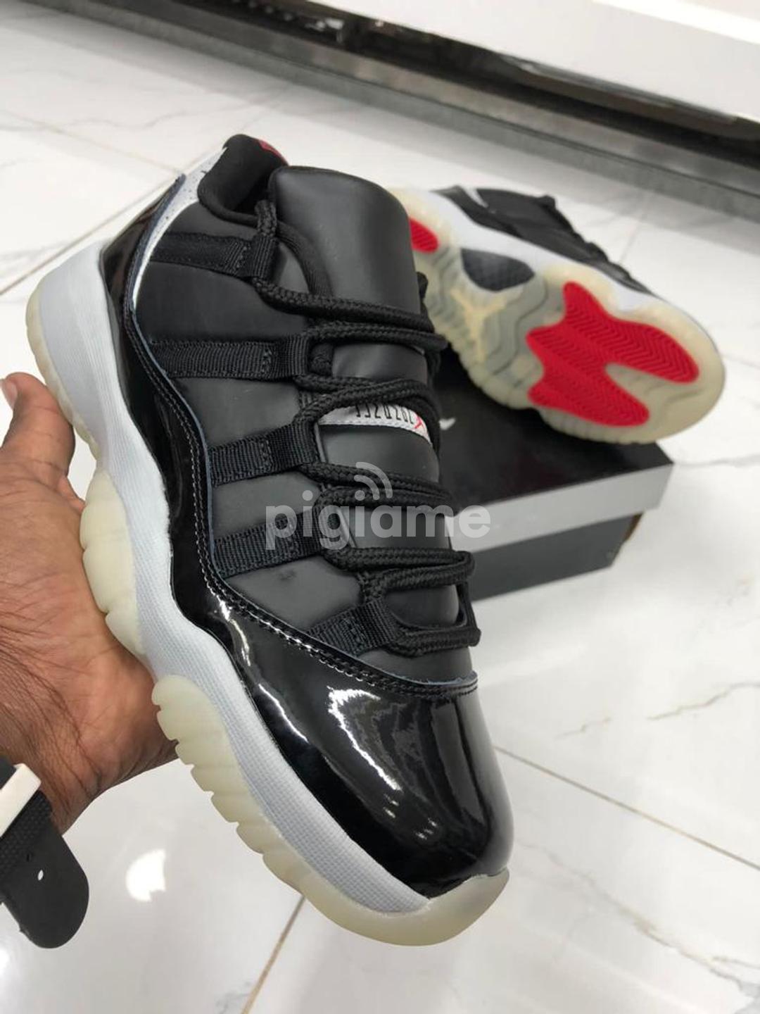 Air Jordan 11 Low Black Metallic Silver in Nairobi CBD PigiaMe