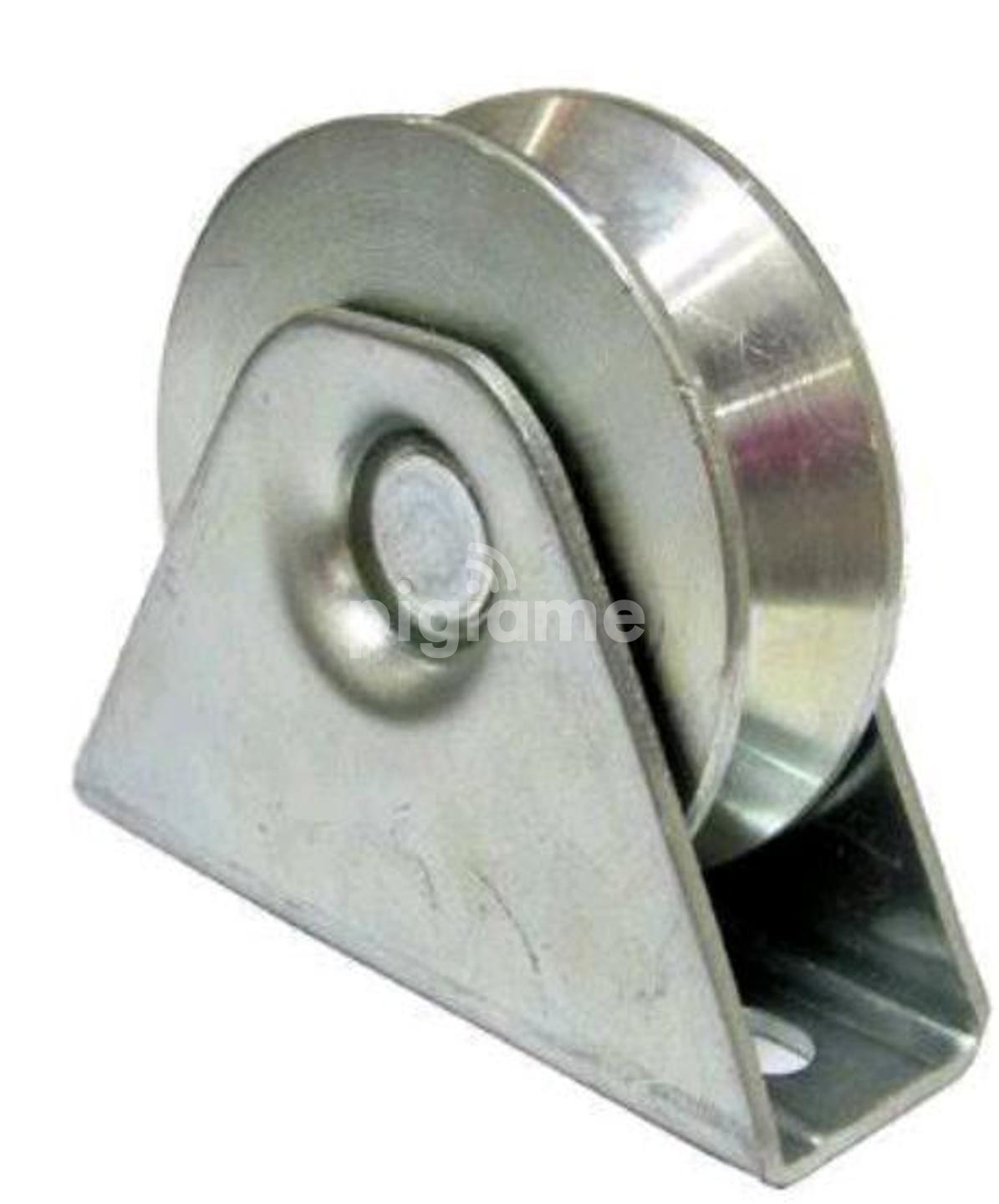 Single Bearing Sliding Gate Roller with External Bracket Y U and V