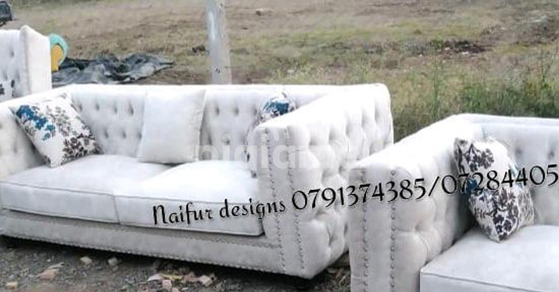 Two Seater Sofa For Sale In Nairobi Kenya/Classic Sofas in Utawala