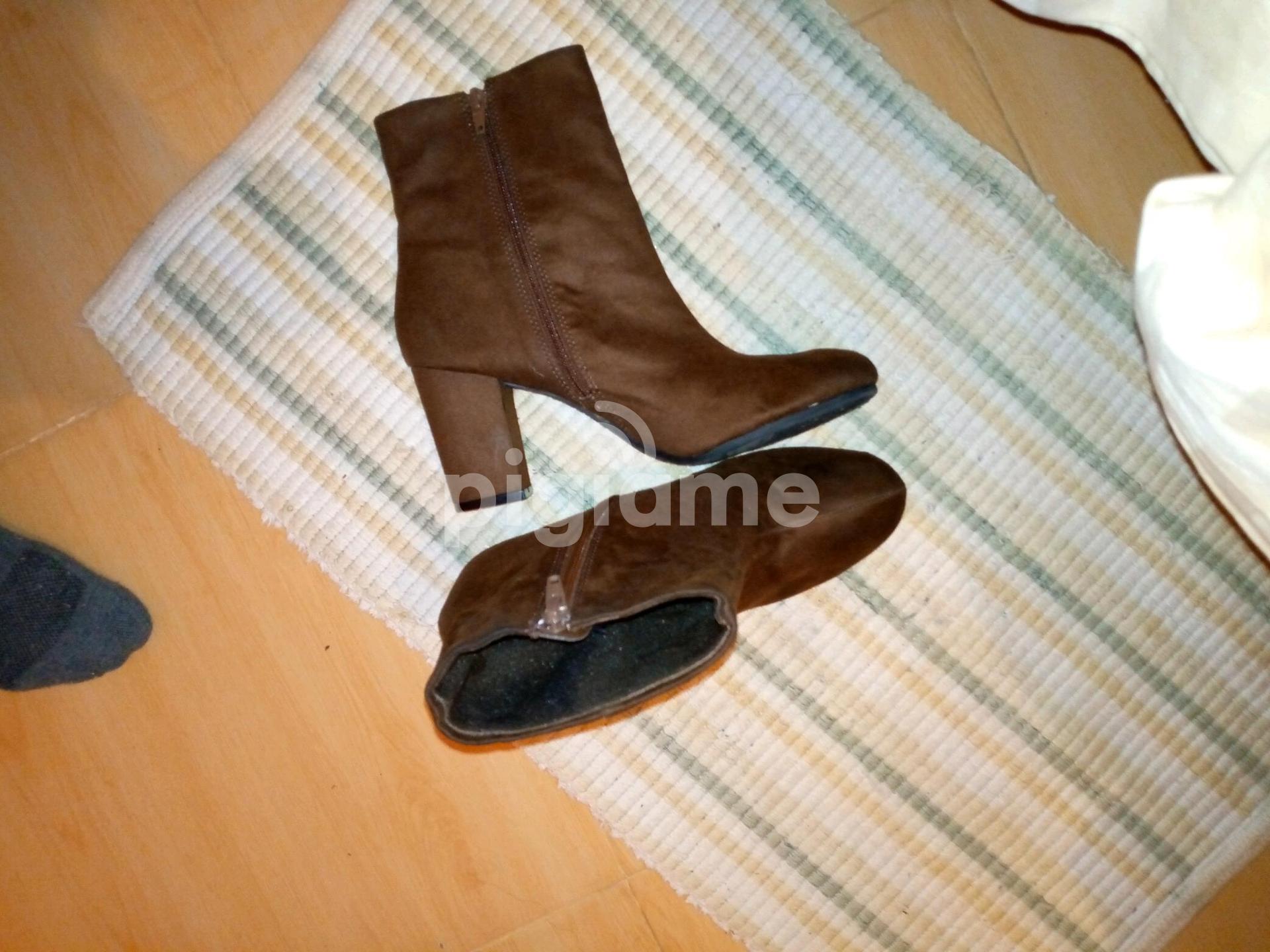 Used boots for cheap sale near me