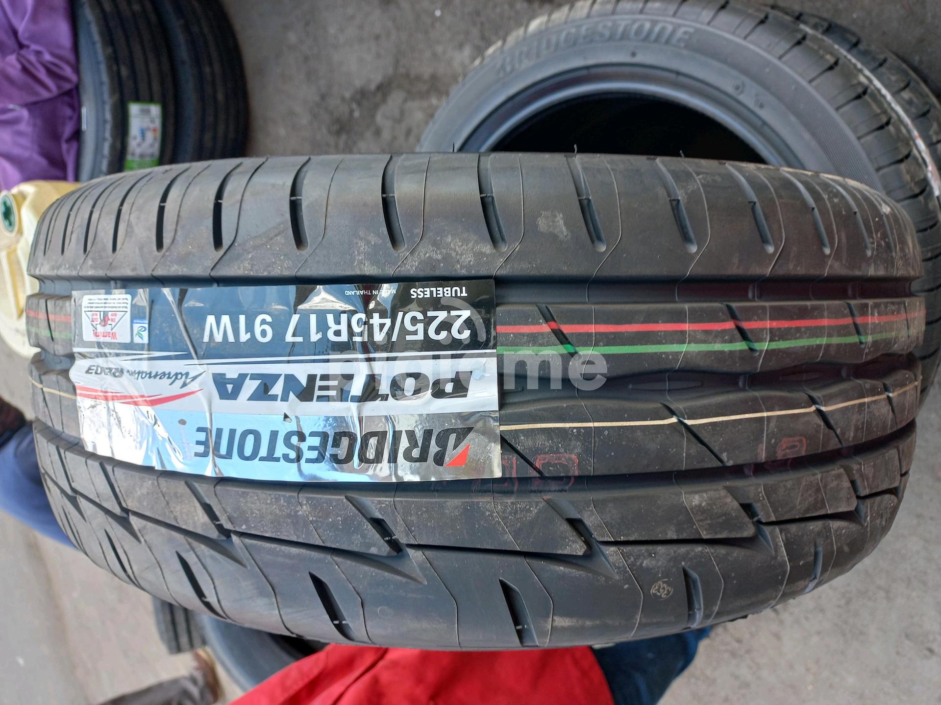 Tire Size 225/45R17