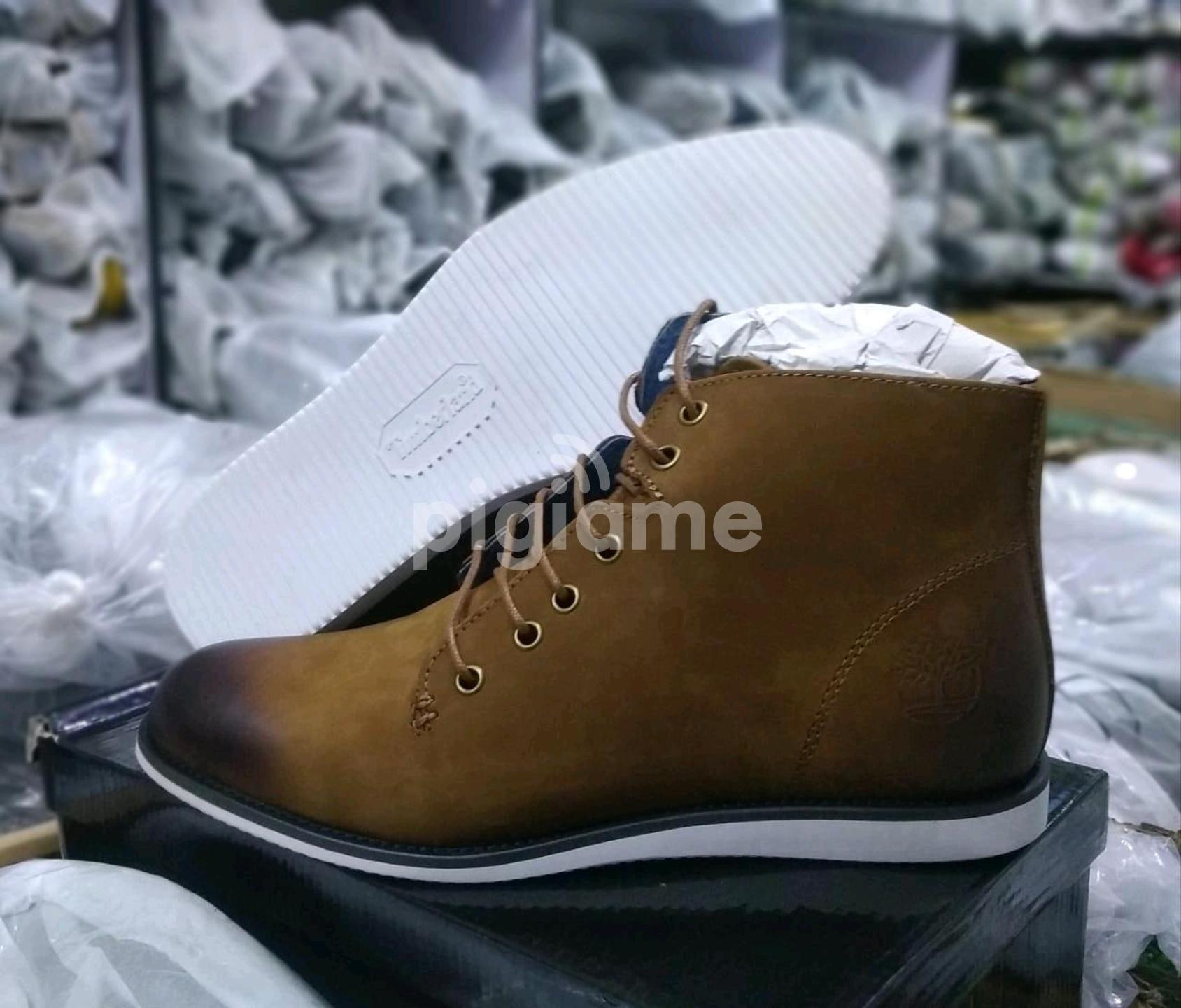 Mens low on sale cut timberland boots