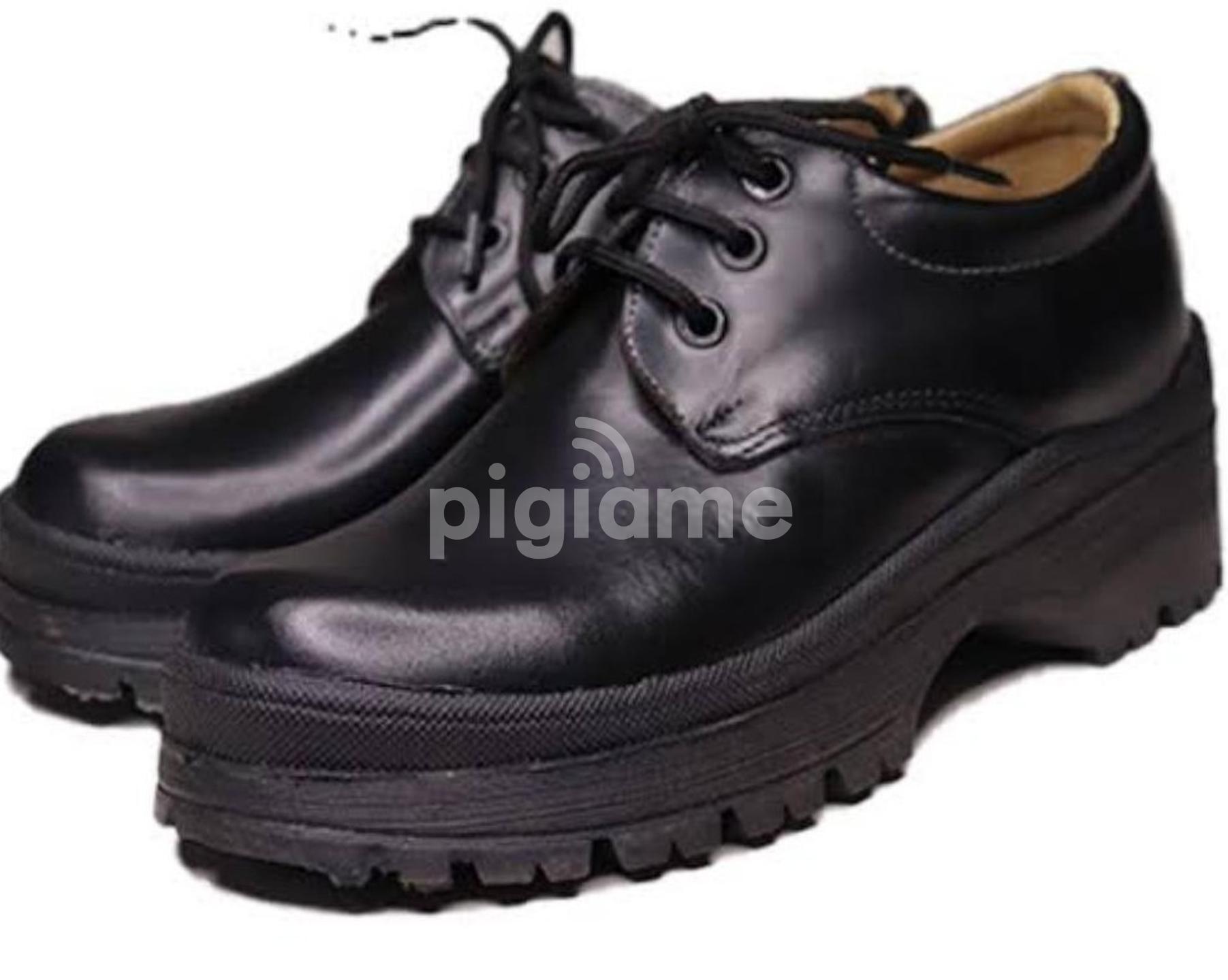 Toughees Kids Black Back To School Unisex Laced Shoes