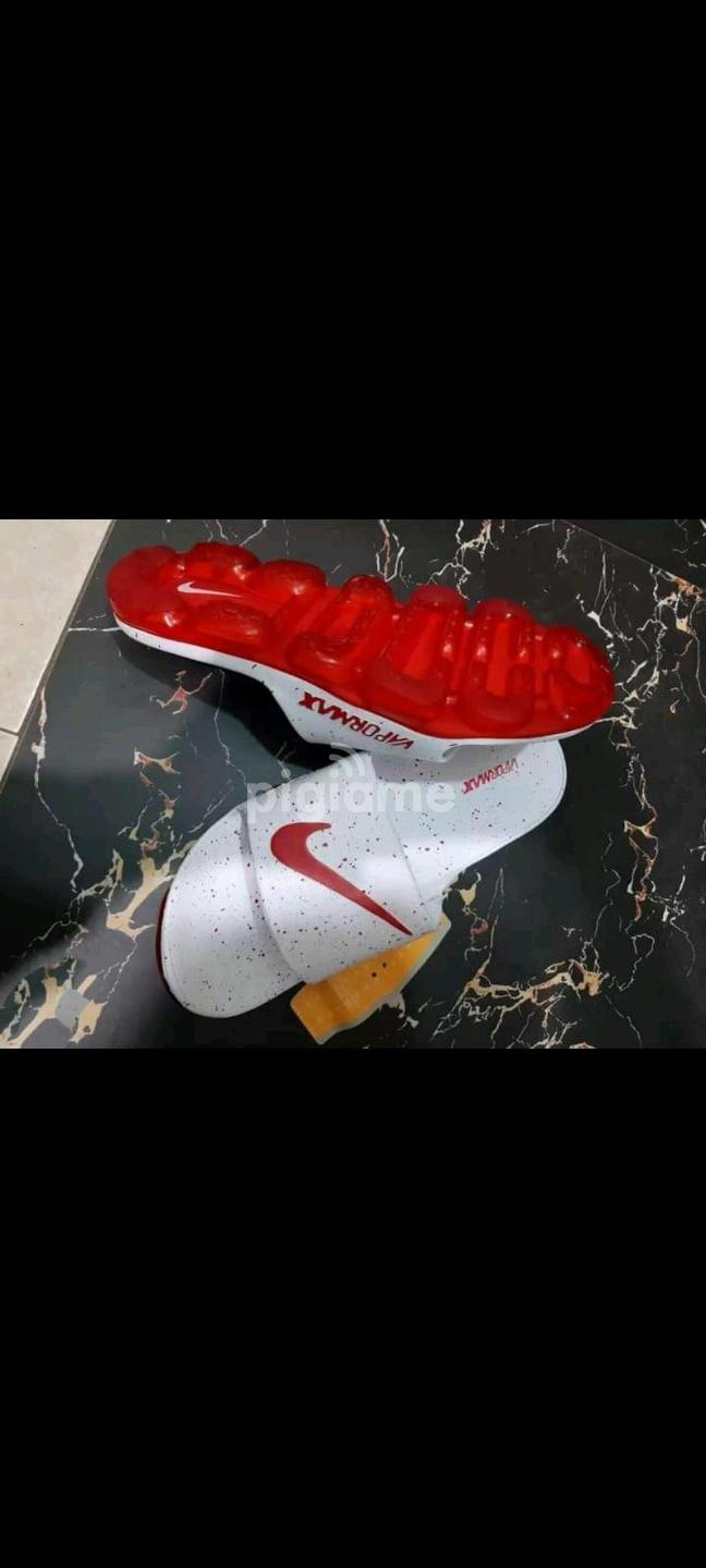 Vapormax Slides in Nairobi CBD PigiaMe