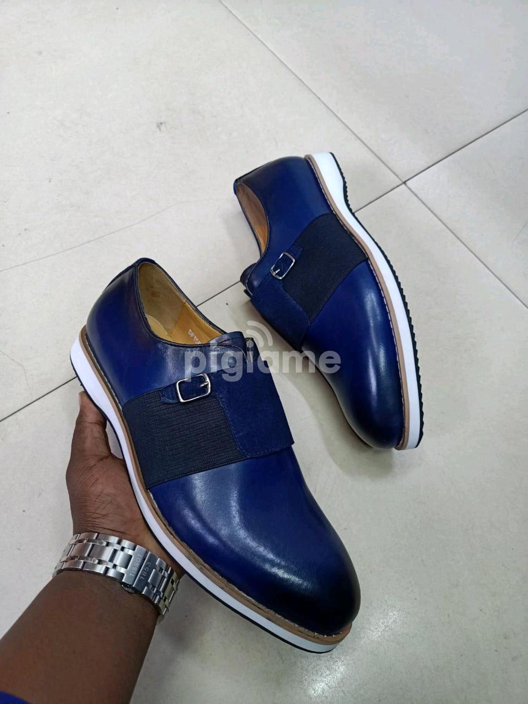 Axel sales arigato loafers