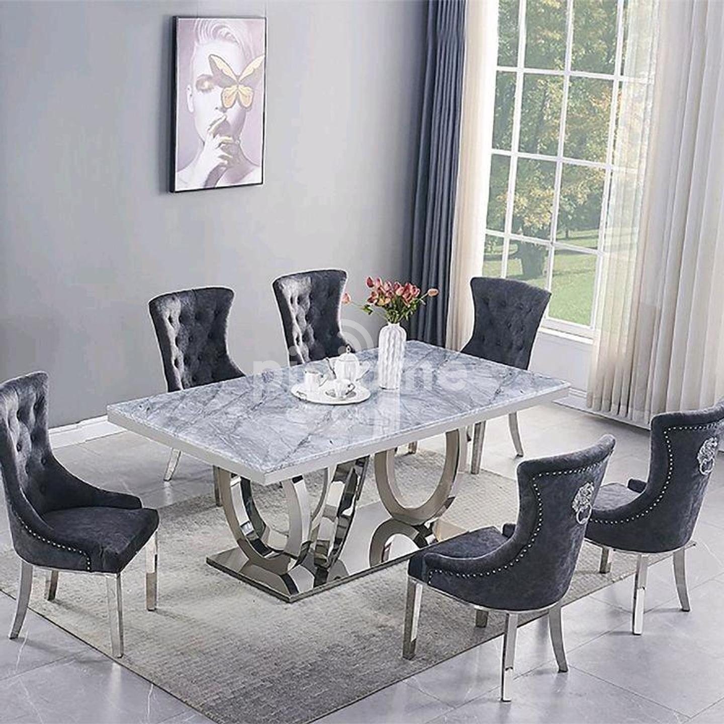 Mirrored dining table outlet and 6 chairs