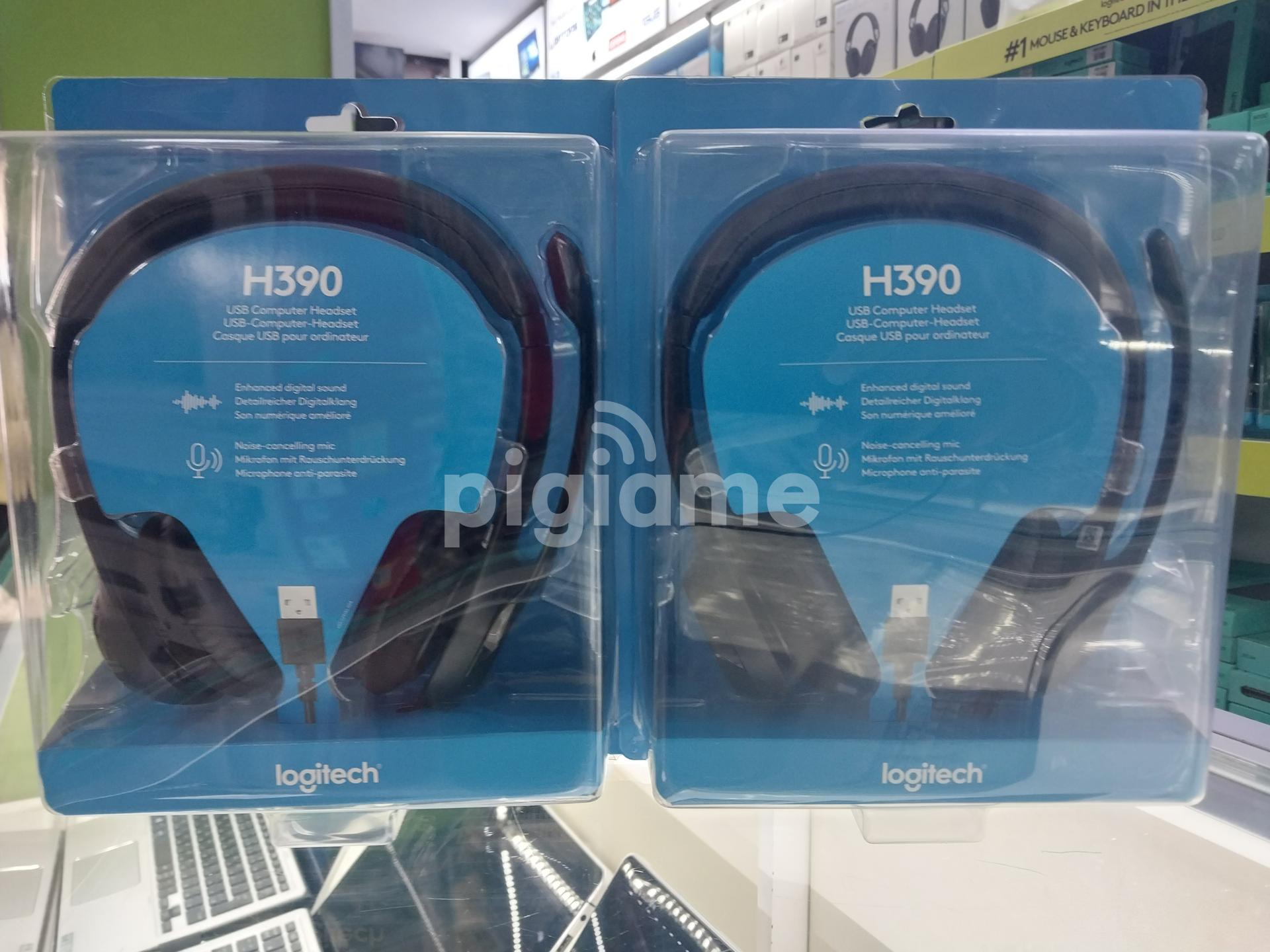 Logitech H390 USB Computer Headset with Noise Cancelling Mic in