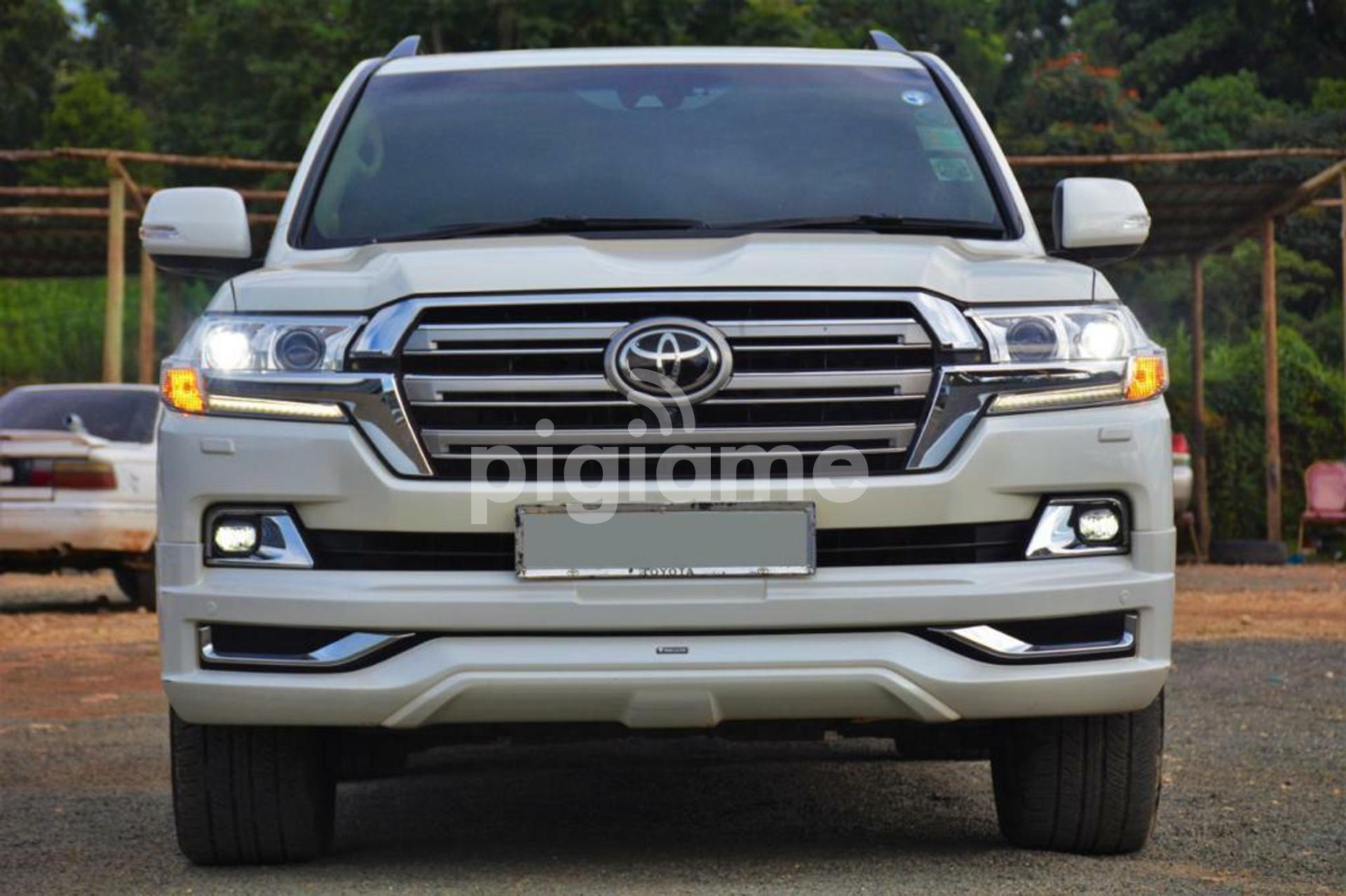 Toyota Land Cruiser 100 4.7 V8 Executive in Mombasa PigiaMe