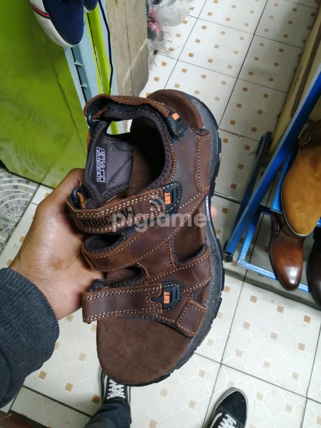 Caterpillar open shoes new arrivals