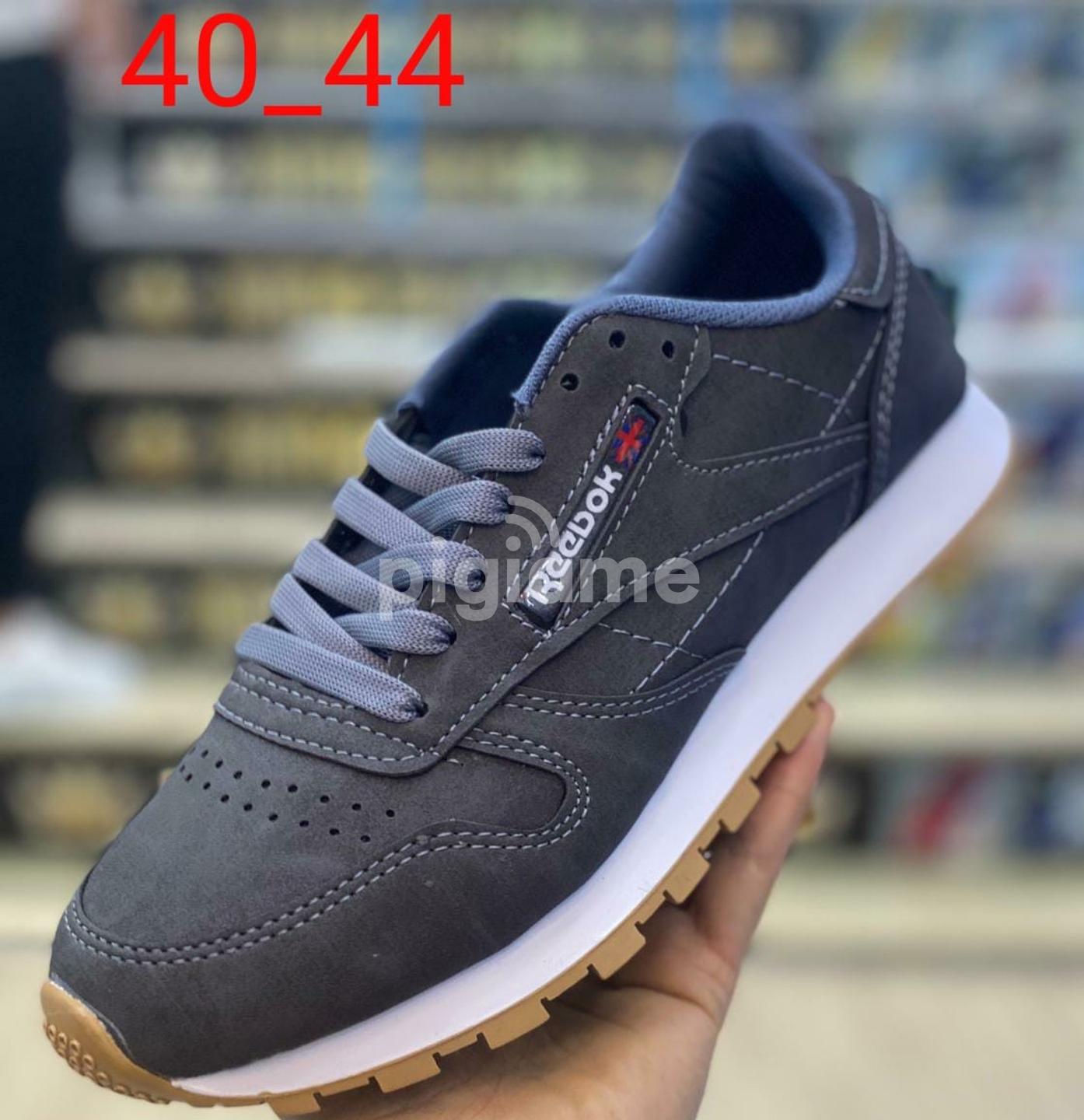 Reebok Men s Classic Leather Low Top Sneakers Black Gum in Nairobi