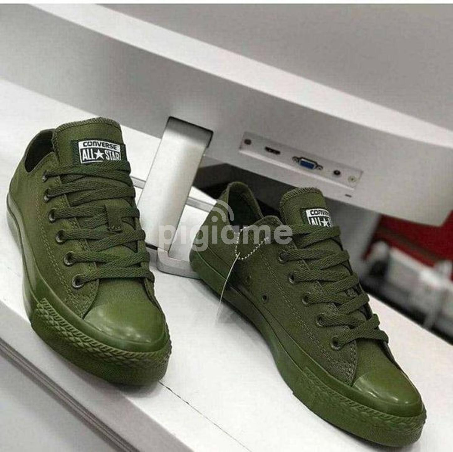Converse deals shoes 1999