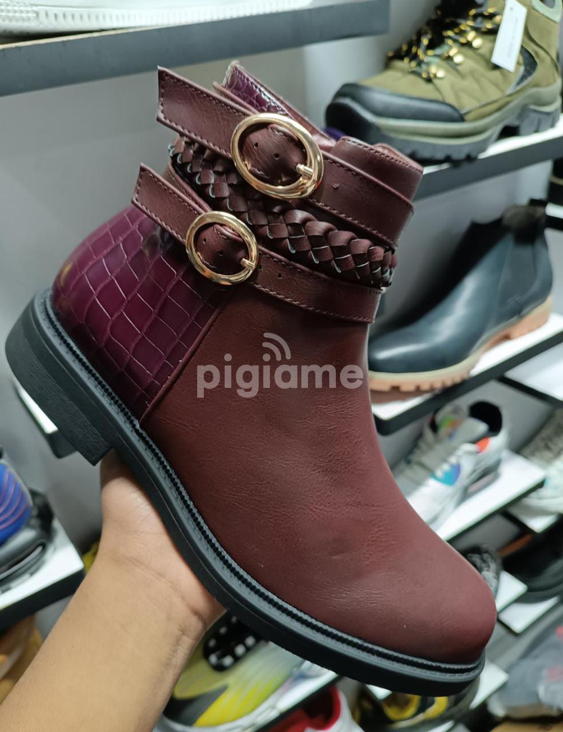 Maroon booties outlet