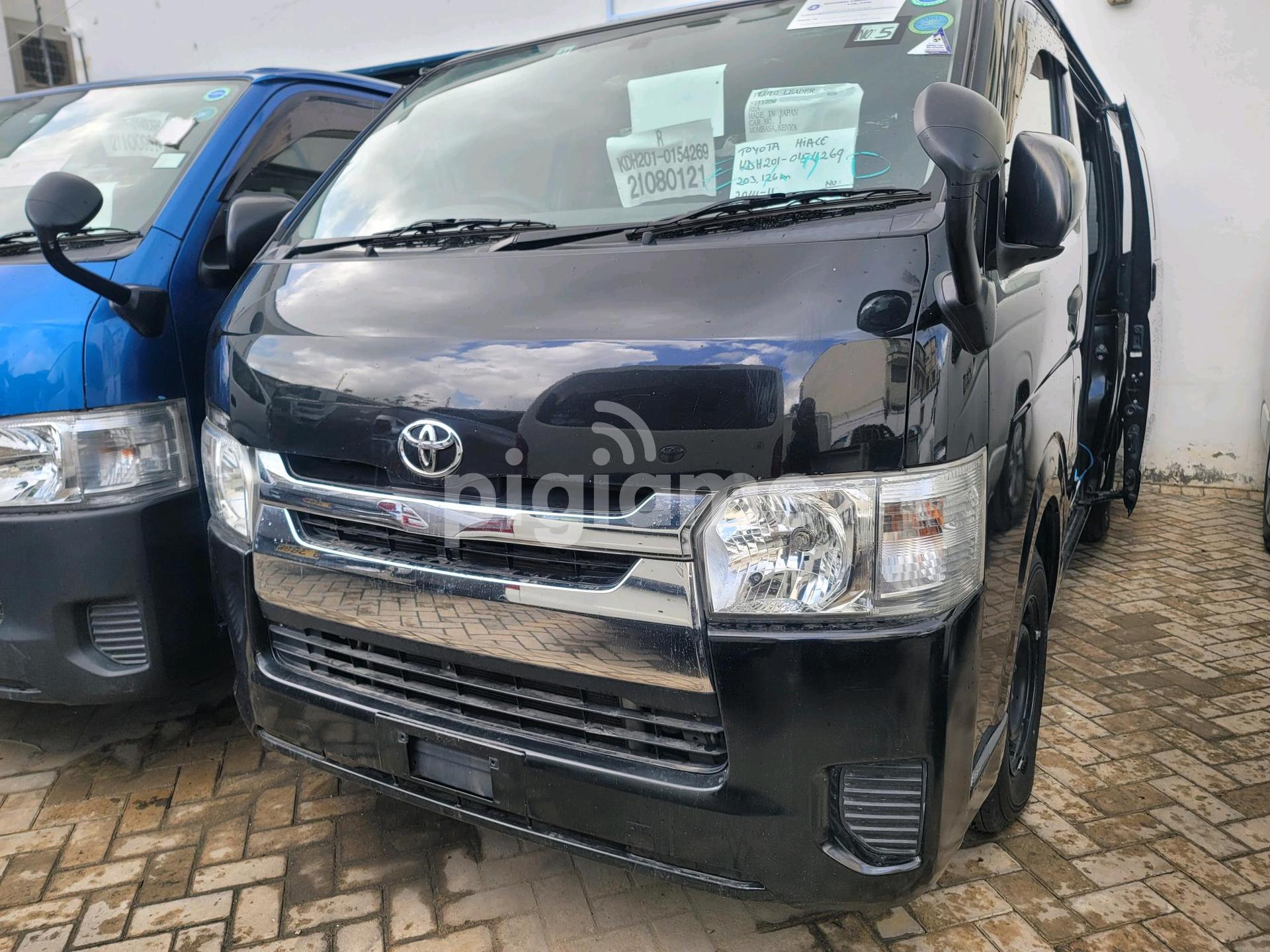Hiace petrol top