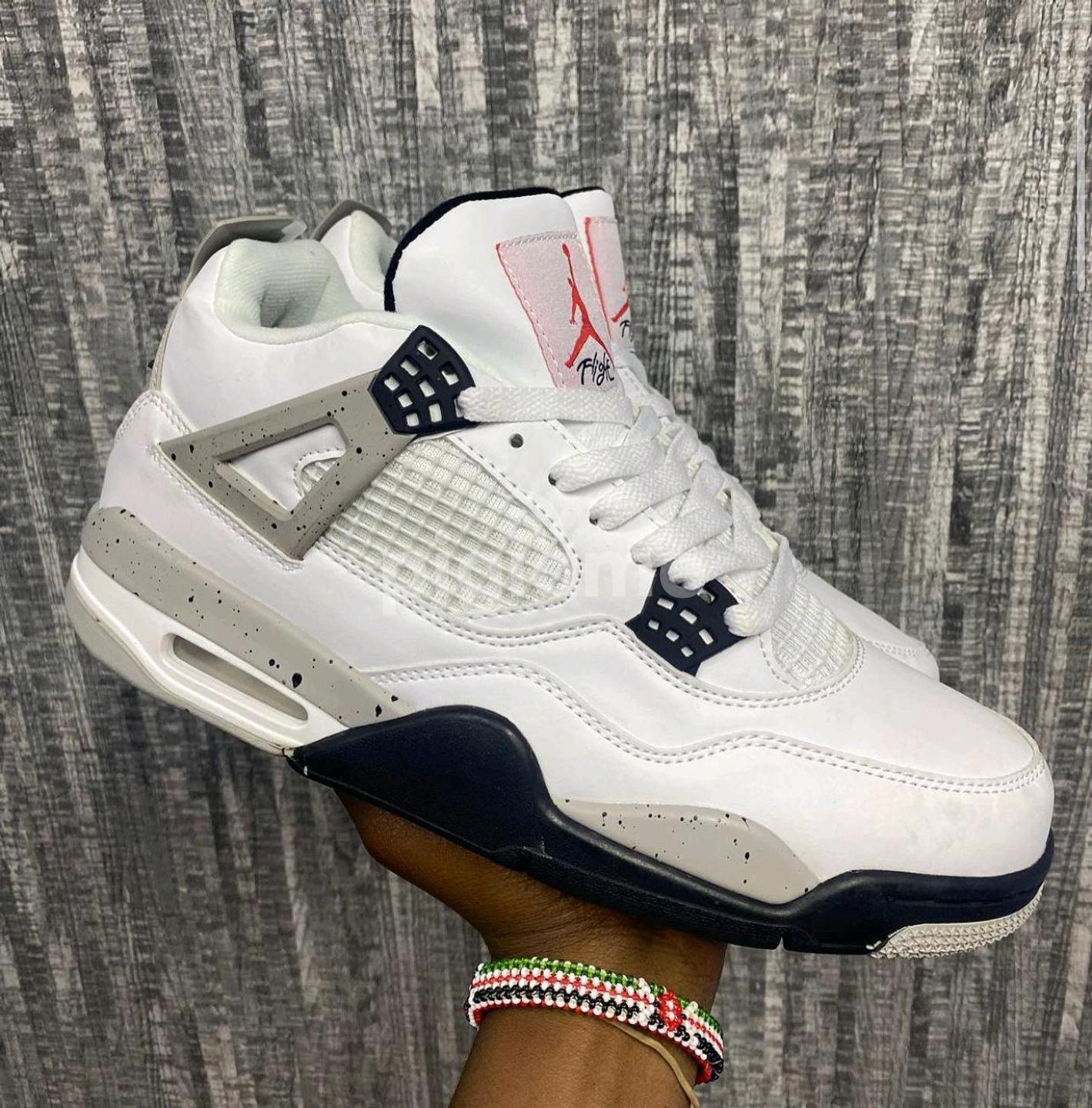 Michael jordan retro 4s clearance