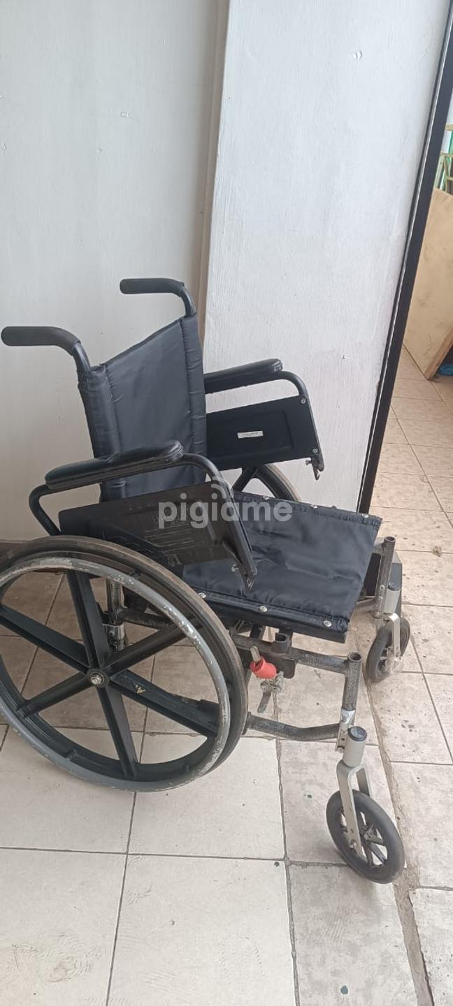 Hospital Chair Second Hand Wheelchair Prices Furniture Olx